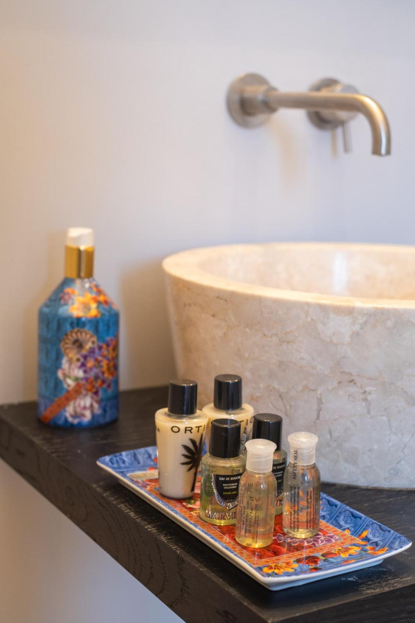 Dimora Del Vescovo Art Boutique Hotel Minervino di Lecce Ngoại thất bức ảnh